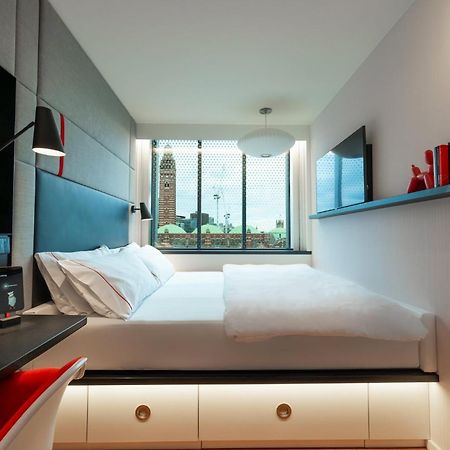 Citizenm London Victoria Station Hotel Екстериор снимка