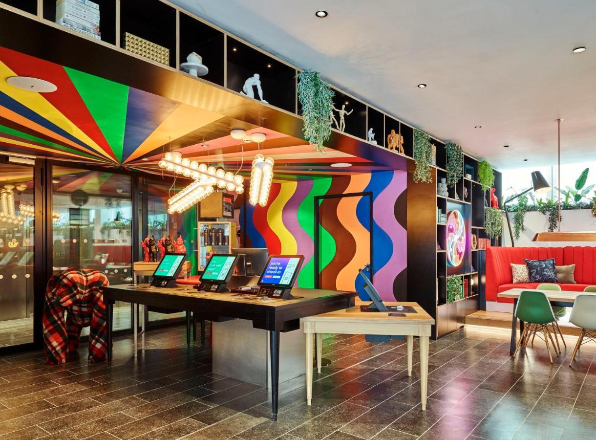 Citizenm London Victoria Station Hotel Екстериор снимка